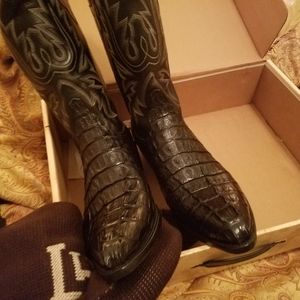 Mens size 12 never worn black